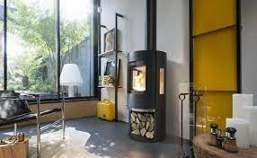 Купить Печь-камин Invicta Poele Neosen Etanche в интерьере чугунная в Пинске в Пинске