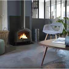 Купить Печь-камин Invicta Stimo в интерьере чугунная в Пинске в Пинске