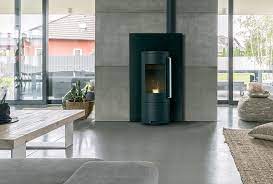 Купить Печь-камин Invicta Altara Plus в интерьере чугунная в Пинске в Пинске