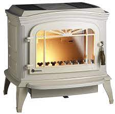 Купить Печь-камин Invicta Bradford красная эмаль в интерьере чугунная в Пинске в Пинске