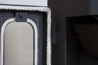 Стальной недорогой камин Бавария призматик пристенно-угловой фото в Пинске