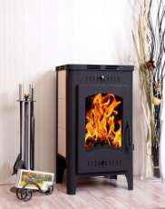 Стальной камин со стеклом Бавария Оптима с плитой фото в интерьере в Пинске