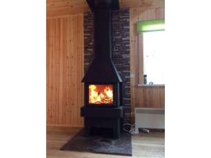 Недорогой камин Бавария 3 стекла чёрная фото в интерьере в Пинске