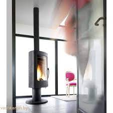 Печь-камин чугунный Invicta Alios в интерьере Амазонка бай фото в Пинске