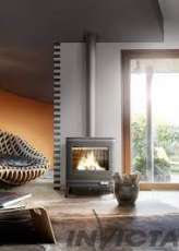 Печь-камин чугунный Invicta Kazan в интерьере Амазонка бай фото в Пинске