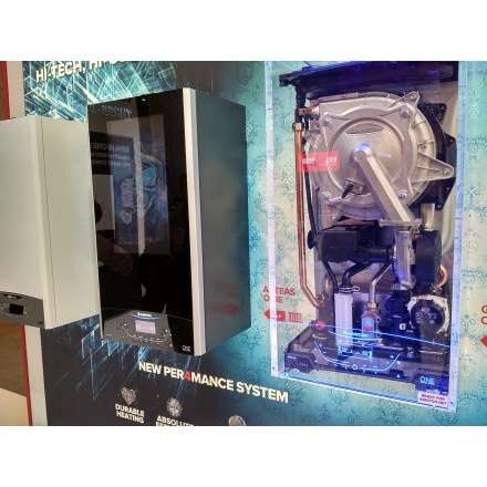 Конденсационный газовый котел Ariston GENUS ONE SYSTEM 30 в Пинске