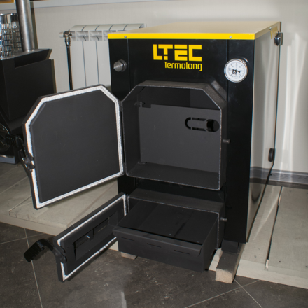 Твердотопливный котел LTEC Thermolong 30 в Пинске